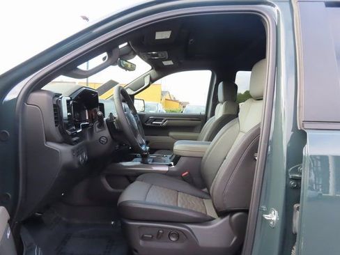 Certified 2025 Chevrolet Silverado 1500 ZR2 w/ Technology Package image 16