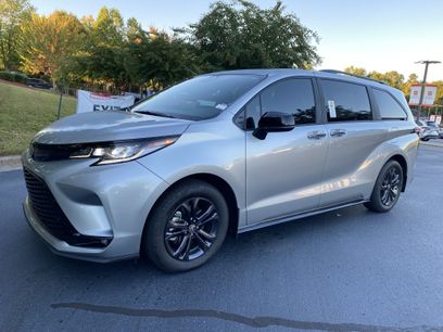 Certified 2025 Toyota Sienna XSE