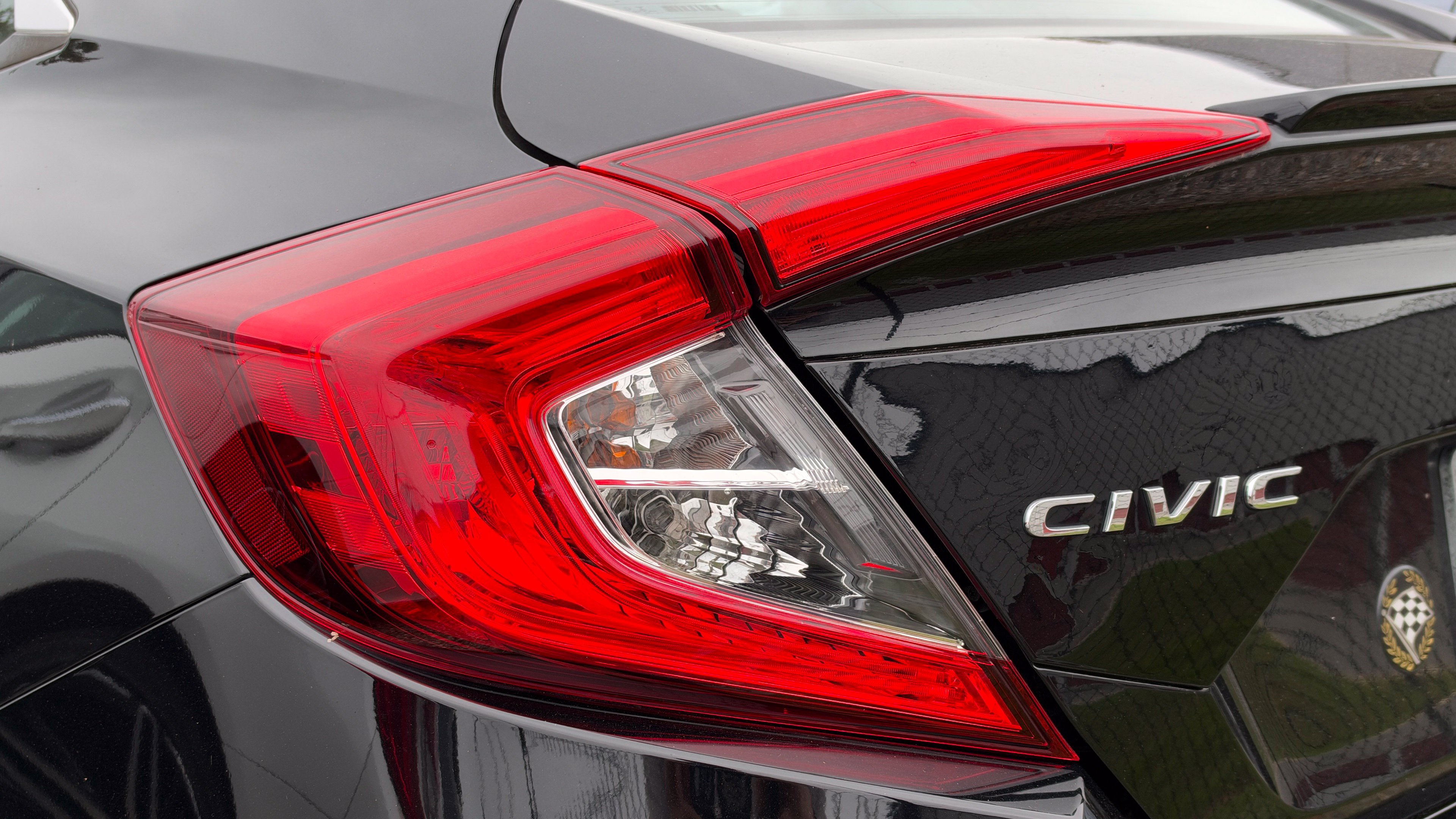 Used 2019 Honda Civic Sport image 6