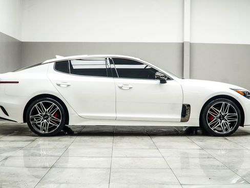Used 2022 Kia Stinger GT1 w/ Red Interior Color Package image 7