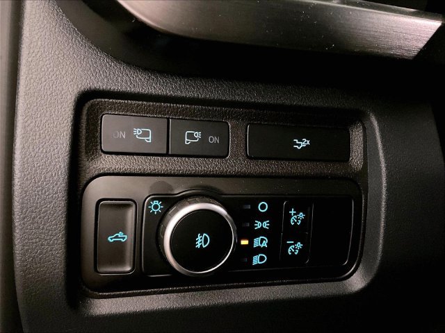 Used 2024 Ford F250 Lariat w/ Sport Appearance Package AWD/4WD image 30
