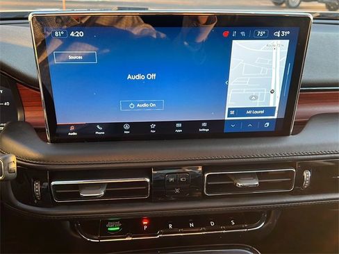 Used 2022 Lincoln Nautilus Reserve w/ Equipment Group 201A image 14