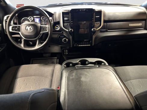 Used 2024 RAM 2500 Big Horn w/ Sport Appearance Package image 11