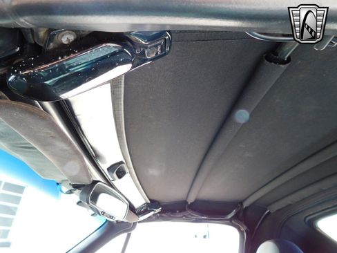 Used 1990 MAZDA MX-5 Miata image 5