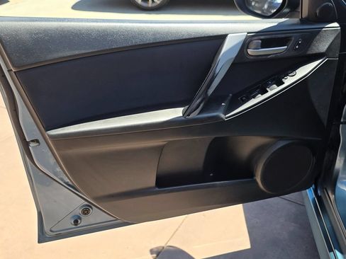 Used 2010 MAZDA MAZDA3 s Sport FWD image 26