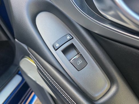 Used 2019 INFINITI Q60 3.0t Luxe w/ Essential Package image 31