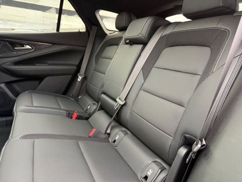 Used 2024 Chevrolet Blazer EV LT image 17