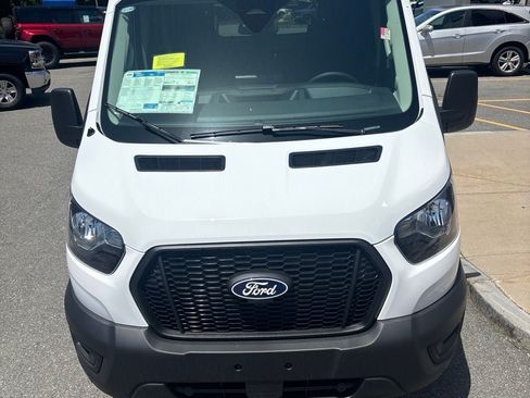 New 2026 Ford Transit 250 148 Medium Roof w/ Load Area Protection Package RWD image 8