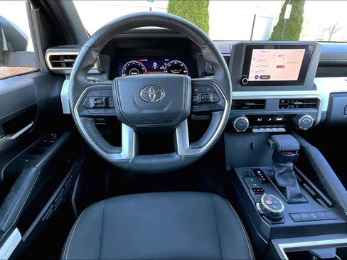 Used 2024 Toyota Tacoma TRD Off-Road image 5