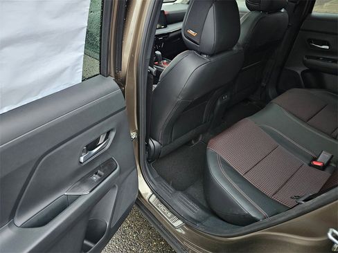 New 2026 Nissan Kicks SR image 5