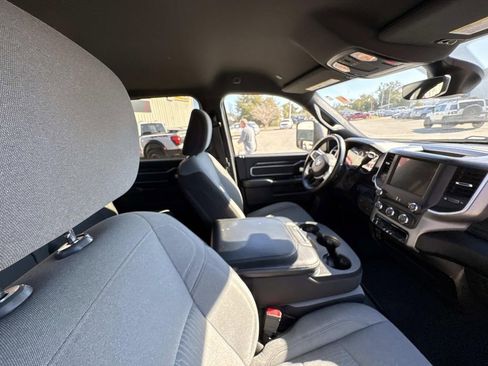 Used 2024 RAM 2500 Big Horn image 18