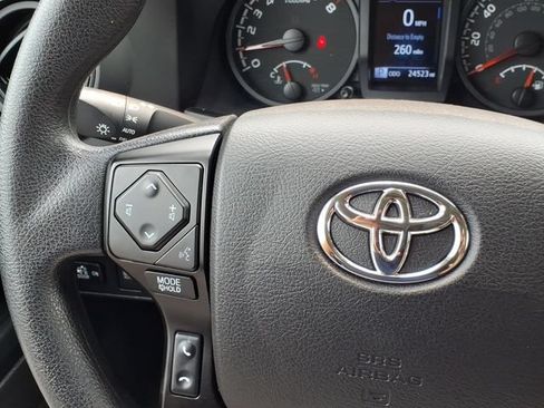 Certified 2022 Toyota Tacoma SR AWD/4WD image 18