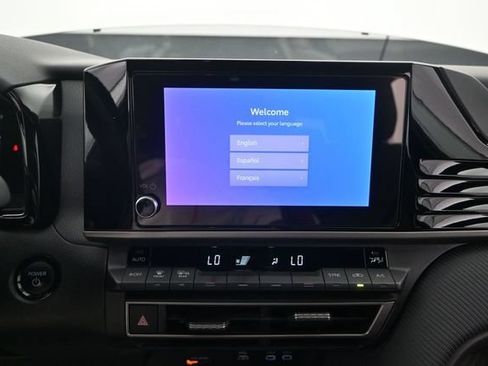 Used 2025 Toyota Camry SE w/ Convenience Package FWD image 7