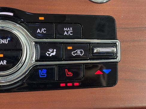 Used 2021 Lincoln Aviator Reserve w/ Equipment Group 201A AWD/4WD image 29