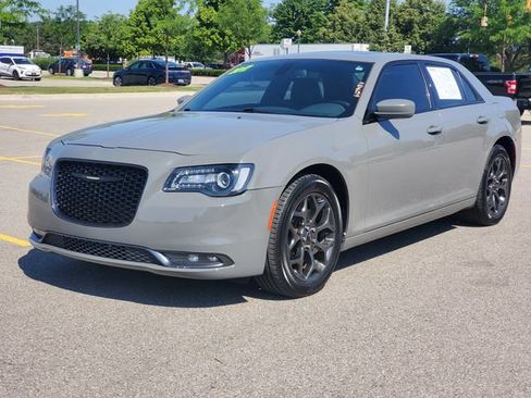 Used 2017 Chrysler 300 S AWD/4WD image 2