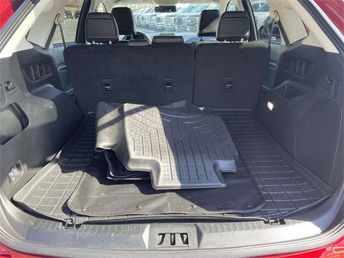 Used 2024 Ford Edge Titanium image 32