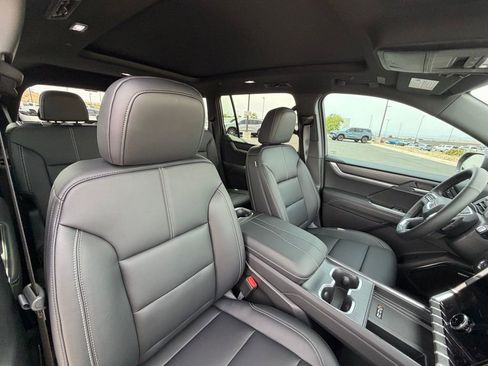 New 2026 GMC Acadia Elevation w/ Black Edition image 15