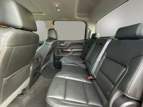 Used 2017 GMC Sierra 1500 SLT w/ SLT Premium Package RWD image 31