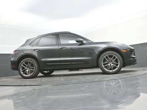 New 2026 Porsche Macan AWD/4WD image 39