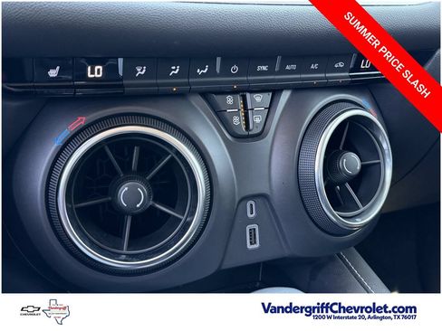 Certified 2024 Chevrolet Blazer LT w/ Convenience Package FWD image 19