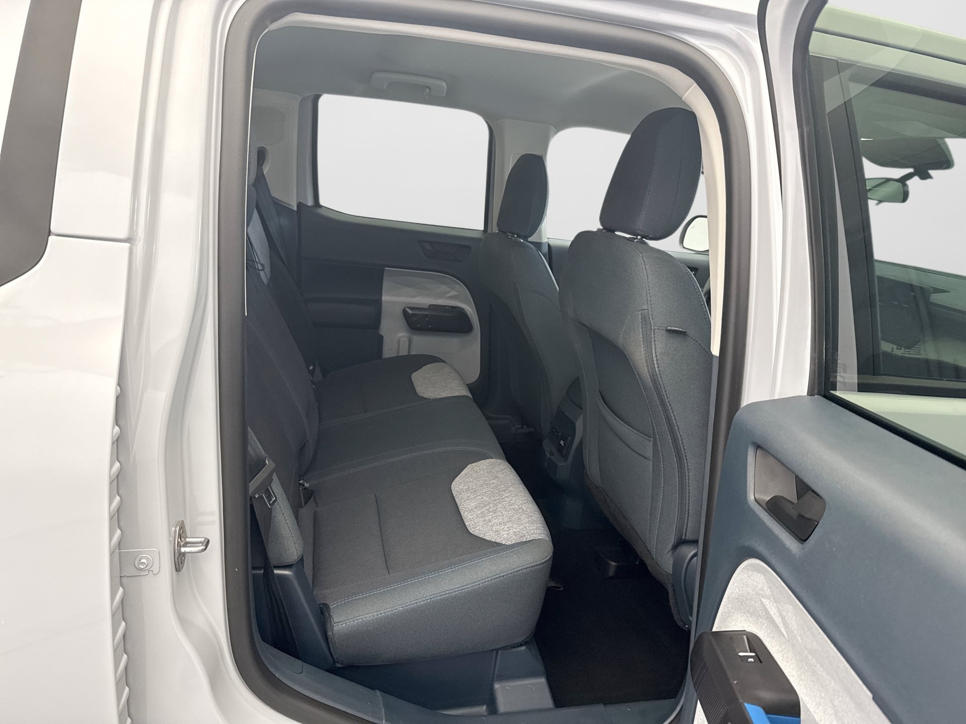 Used 2025 Ford Maverick XLT w/ XLT Luxury Package FWD image 17