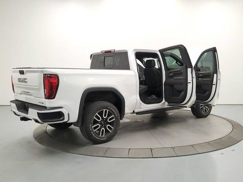 Used 2022 GMC Sierra 1500 AT4 w/ AT4 Preferred Package AWD/4WD image 15