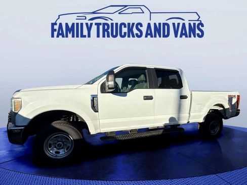 Used 2018 Ford F250 XL w/ Power Equipment Group image 2