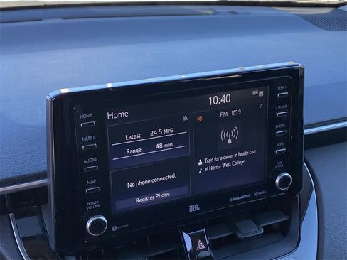 Used 2022 Toyota Corolla Cross LE image 8