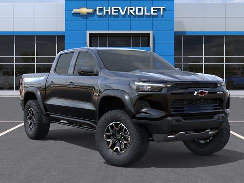 New 2026 Chevrolet Colorado ZR2 w/ Technology Package AWD/4WD image 39
