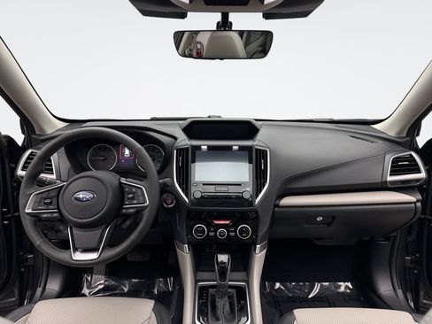 Used 2023 Subaru Forester Limited image 21