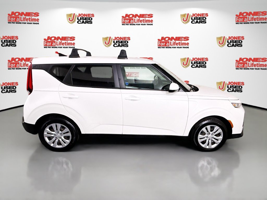Used 2021 Kia Soul LX FWD image 17