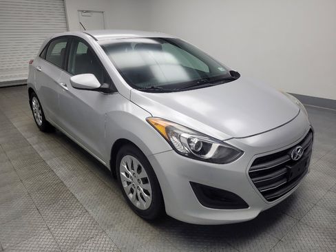 Used 2016 Hyundai Elantra GT image 13