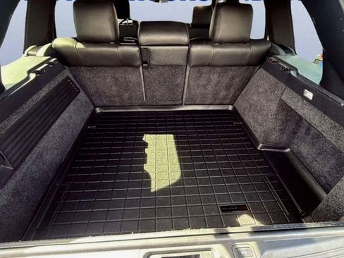 Used 2016 Land Rover Range Rover image 20