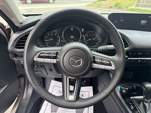 Used 2023 MAZDA MAZDA3 s FWD image 20