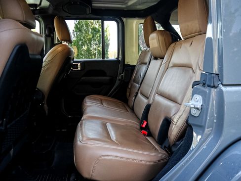 Used 2021 Jeep Wrangler Unlimited Rubicon image 8