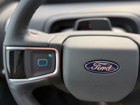 Used 2025 Ford Expedition Max Active image 16