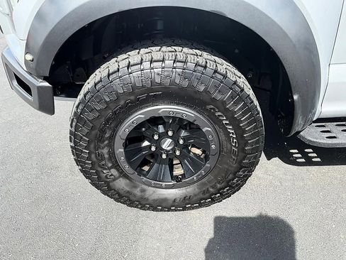 Used 2017 Ford F150 Raptor w/ Equipment Group 802A Luxury AWD/4WD image 10
