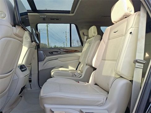 Certified 2023 Cadillac Escalade Sport Platinum w/ LPO, ONYX Package image 10