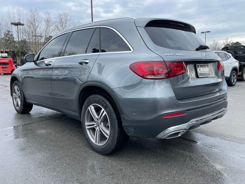 Used 2022 Mercedes-Benz GLC 300 w/ Premium Package Lite image 5