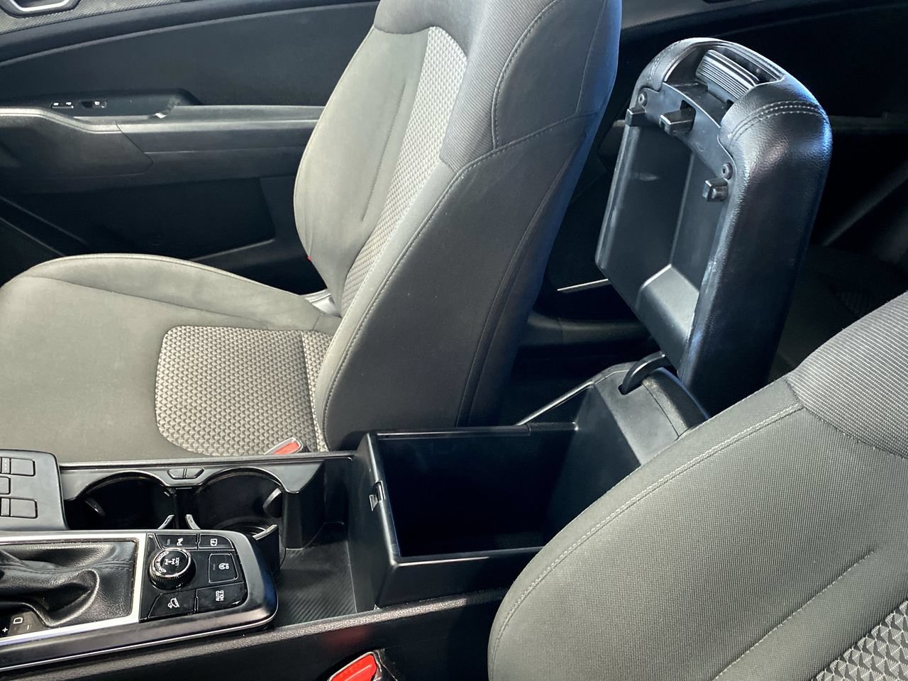 Certified 2023 Kia Sportage LX AWD/4WD image 27