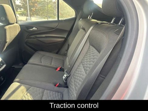 Used 2019 Chevrolet Equinox LT AWD/4WD image 14