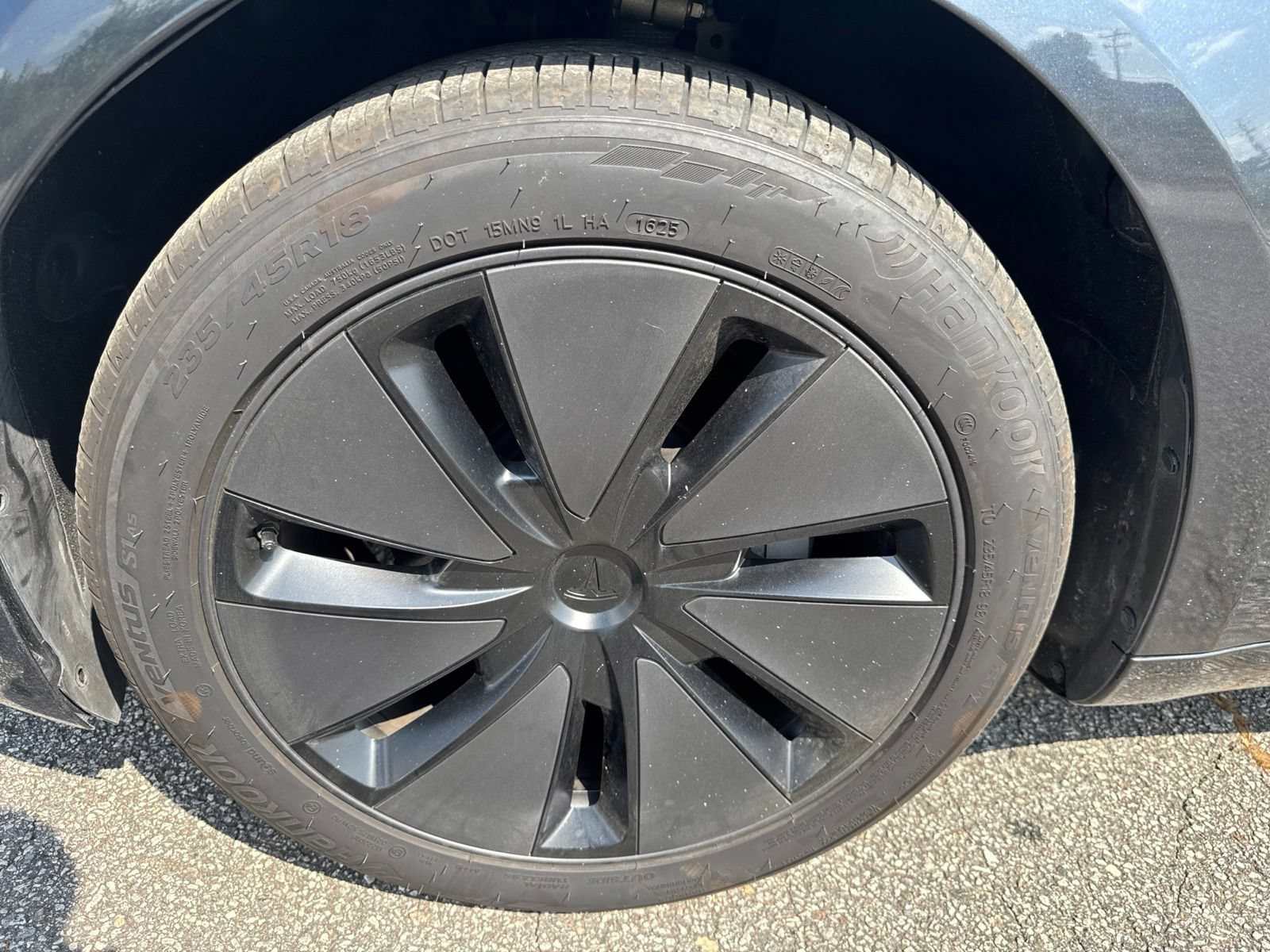 Used 2025 Tesla Model 3 RWD image 8