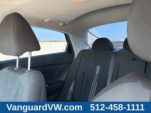Used 2024 Hyundai Elantra SEL w/ Convenience Package FWD image 14