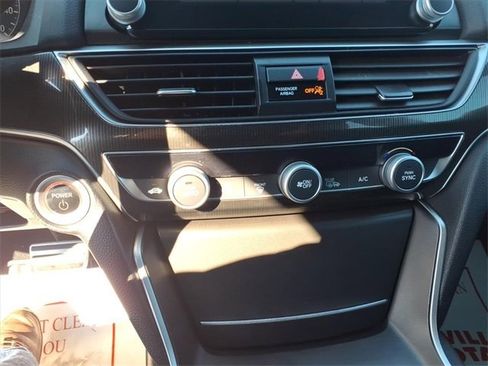 Used 2022 Honda Accord Sport image 16