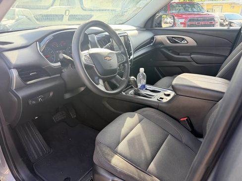 Used 2019 Chevrolet Traverse LS FWD image 8