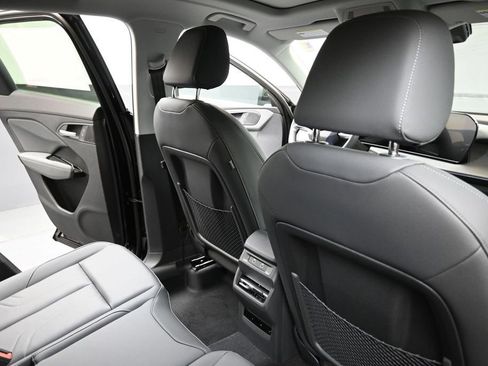 New 2026 Audi Q3 quattro 2.0T AWD/4WD image 15