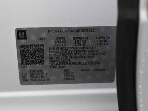 Used 2019 Buick Enclave Essence image 40