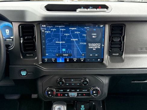 Used 2025 Ford Bronco Big Bend image 22