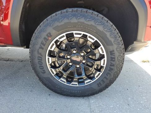 New 2026 GMC Canyon AT4 AWD/4WD image 6