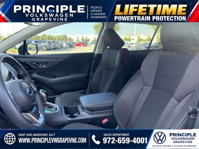 Used 2025 Subaru Outback Premium AWD/4WD image 12